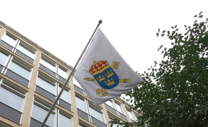moms bedrägeri