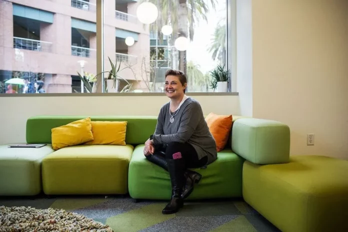 Kathy Baxter, expert på Salesforce inom etisk AI