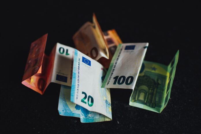 ECB höjer styrräntan med 0,50 procentenheter till 3,5 procent