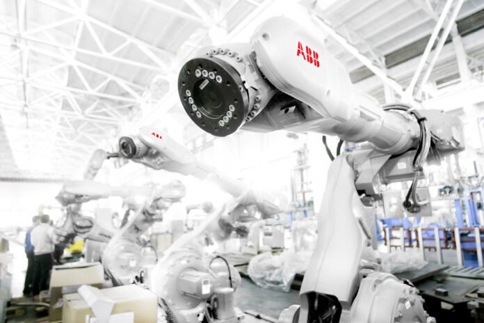 ABB har tilldelats ett kontrakt om att förse Nobias nya, topp­moderna köksfabrik i Jönköping med en komplett uppsättning robotar