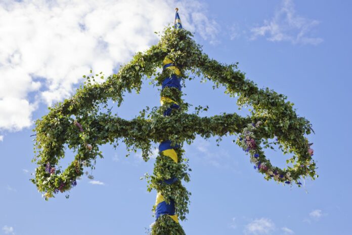 glad midsommar