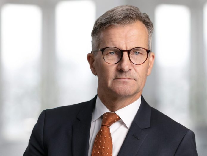 sänker räntan