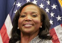 Trump sparkar Fed-ledamot – ökar oron för Fed:s oberoende Fed:s oberoende hotas